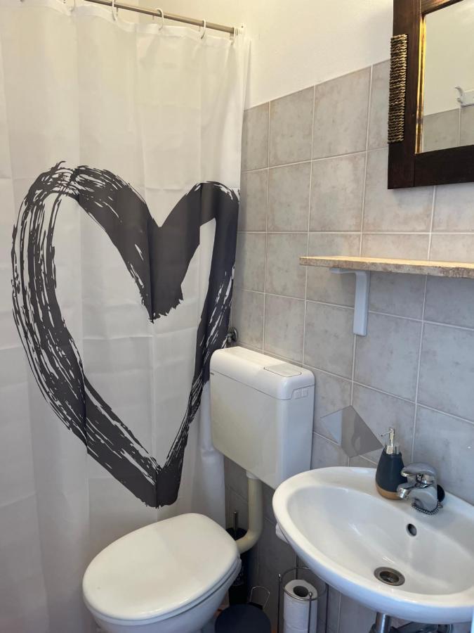 מליני Apartments Cvjetkovic מראה חיצוני תמונה