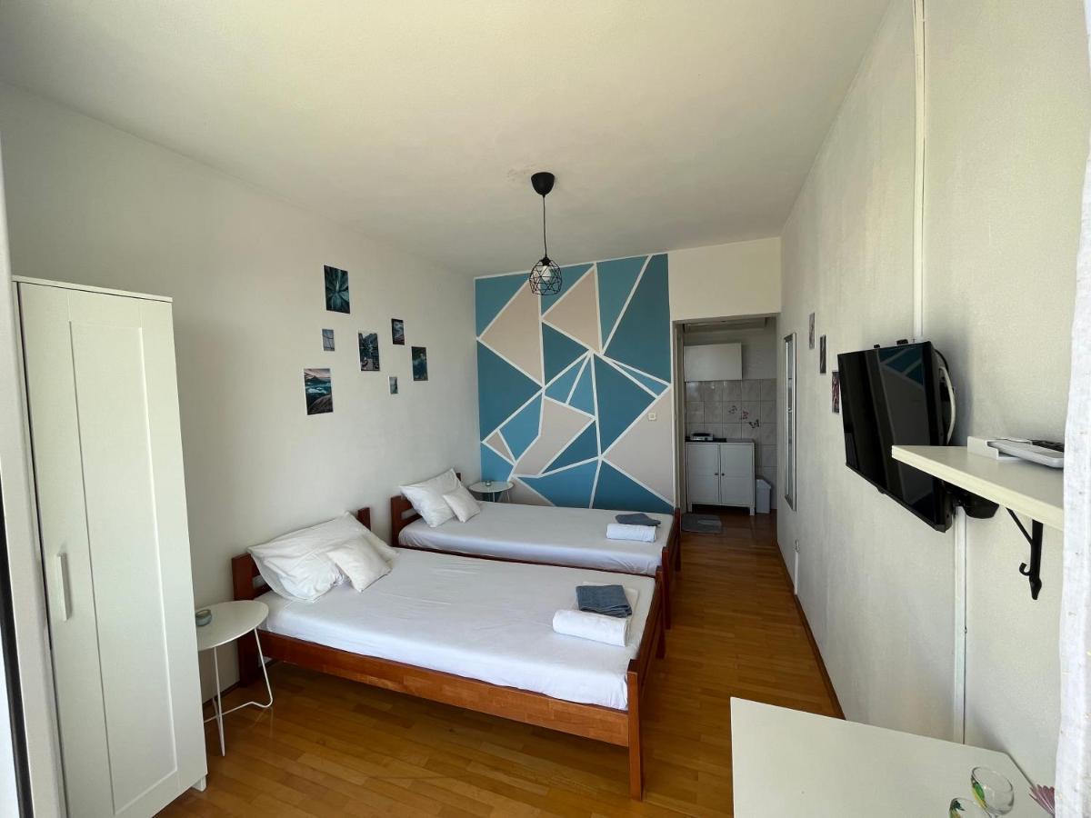 מליני Apartments Cvjetkovic מראה חיצוני תמונה