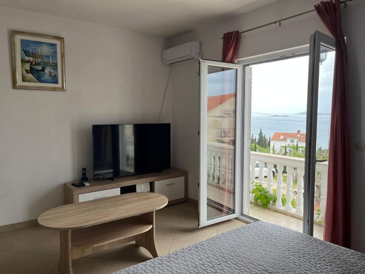 מליני Apartments Cvjetkovic מראה חיצוני תמונה