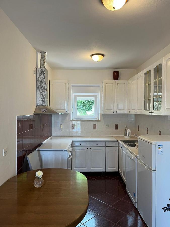 מליני Apartments Cvjetkovic מראה חיצוני תמונה